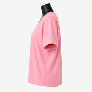 Camiseta Oversize Rosa Personalizada con Cuello en V y Tirantes Cruzados para Mujer, de Algodón, Estilo Casual Holgado, Streetwear, OEM ODM al por Mayor - Product Image 4