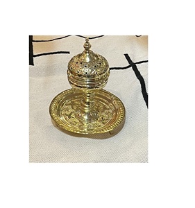 Quemador de incienso de latón decorativo con tallado floral para meditación, relajación, decoración de templo Pooja, terapia aromática espiritual - Product Image 1
