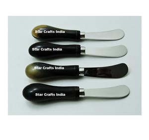 ชุดส้อมเหล็กด้ามเขาสัตว์สีน้ำตาลธรรมชาติขายดี  มีดเนยสแตนเลสแบบกำหนดเองสำหรับโรงแรม ดีไซน์ทันสมัย - Product Image 5