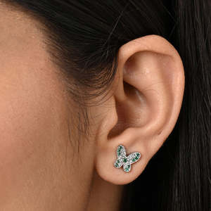 Pendientes de Mariposa Plateados, Modernos y Elegantes, con Diamantes, Circonitas y Perlas, en Rodio, para Regalo de Compromiso, Boda, Aniversario o Fiesta - Product Image 4