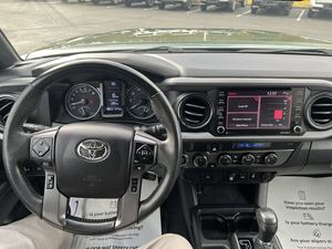 รถกระบะโตโยต้า ทาโคมา TRD ออฟโรด ปี 2021 ไมล์น้อย ล้อแม็กซ์ บลูทูธ - Product Image 2