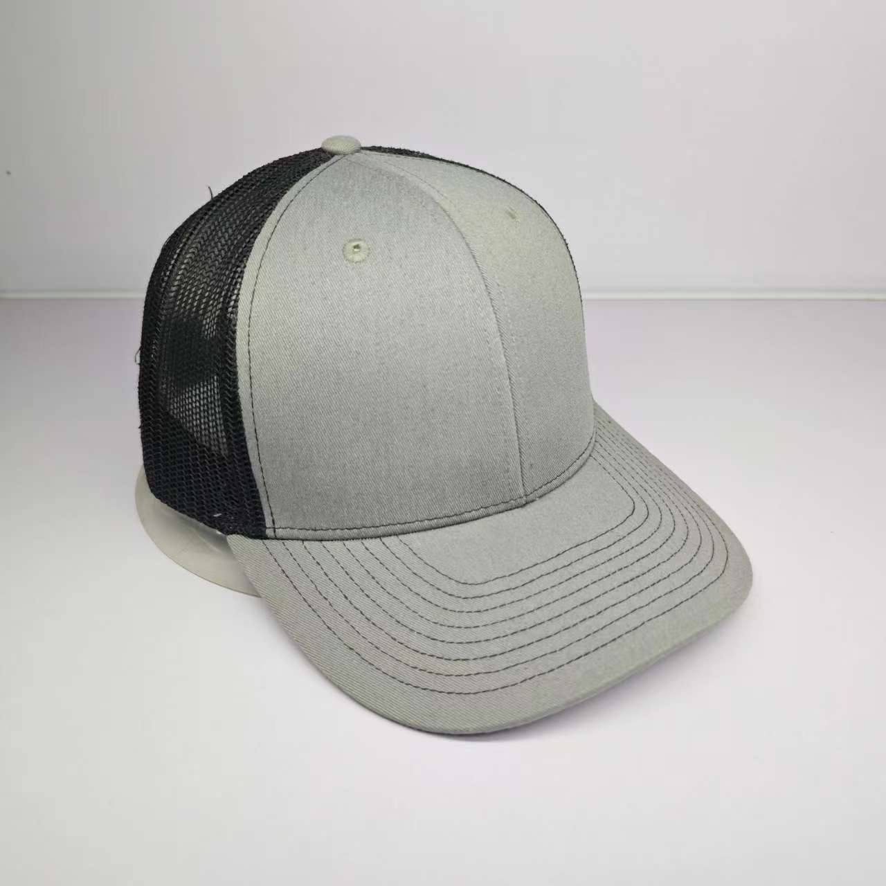 สีเทา &amp; สีดำ