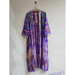Robe kimono tie-dye bohème faite à la main pour femme, paréo de luxe style sari - Product Image 2