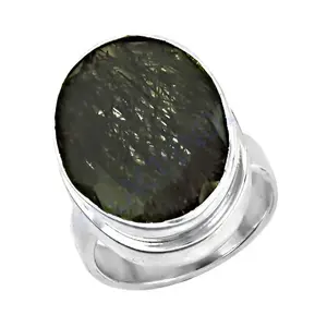 Anillo de Plata para Mujer con Gema Verde, Chapado en Oro de 18K y Oro Rosa, Tecnología de Incrustación en Forma de Luna, Certificado por IGI - Product Image 1