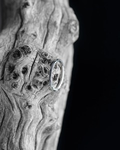 BAGUE DAMAS, GRAVURE GRATUITE, Le Crafted, Profil biseauté, Bague de mariage femme, Bague de mariage unique. - Product Image 2