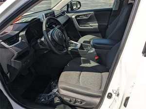 SUV XLE FWD 2024 Usado con Asientos de Cuero, Llantas R18, Control de Crucero Adaptativo, Interior Claro - Product Image 6