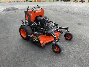 Tondeuse autoportée commerciale Kubota SZ26-52, moteur Kawasaki EFI 26 CV, tondeuse hydrostatique à braquage zéro 52 pouces à vendre - Product Image 2