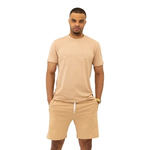 Ensemble t-shirt et short Savar pour homme - Product Image 1