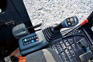 Société Rush Sale Low Hours 2019 E85 Pelles sur chenilles avec godet à usage général EROPS Expédition rapide avec assurance - Product Image 3