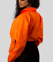 Nouvelle veste coupe-vent d'hiver matelassée en nylon respirant pour femme, style tendance, avec logo personnalisé, grande taille, coupe courte et fermeture éclair