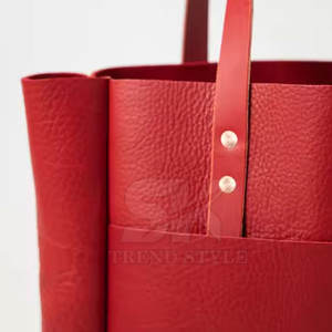 Bolso de Hombro de Cuero de Primera Calidad, Estilo Nuevo, Venta Directa de Fábrica, Bolso de Hombro de Cuero de un Solo Color - Product Image 4