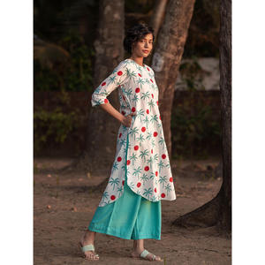 Elegant Knee-Length Cotton <b>Kurta</b> <b>for</b> <b>Women</b> Collarless Tropical Print Everyday Party & Festival Wear - Product Image 4