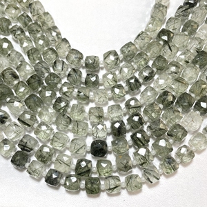 Perles de pierres précieuses en forme de boîte à facettes vertes de 7-8MM pierre carrée calibrée pour la fabrication de bijoux - Product Image 5