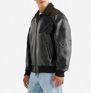 ผู้ผลิต OEM เสื้อแจ็คเก็ตเบสบอลผู้ชายคุณภาพสูง แบบ Letterman Varsity กันลม กันน้ำ ปักลายหนังตามสั่ง - Product Image 3