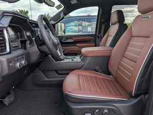 2024 Sierra 2500 HD Denali Ultimate 4x4 Double Cabine, en excellent état, sans accident - Product Image 5