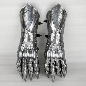 Guantes de guantelete de acero grabado medieval, armadura de caballero gótico para LARP Cosplay y Halloween - Product Image 2