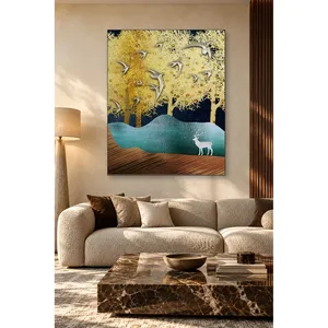 Impression sur toile : Cerf blanc Fida sur versant brun dans la forêt dorée - Product Image 2