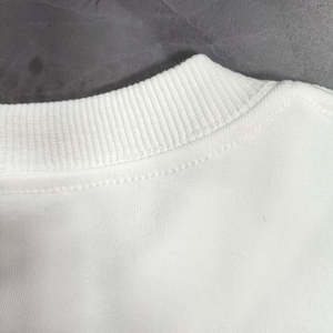 2025 nueva llegada hombres moda liso cuello redondo sudadera venta al por mayor sudaderas en blanco anti-pilling polar CVC suave - Product Image 3