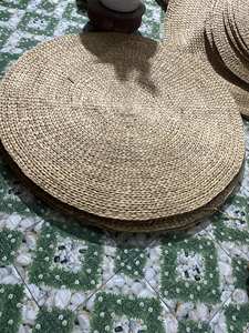 Alfombra de algas marinas tejida a mano con textura duradera, perfecta para villas, apartamentos y decoración comercial del hogar. - Product Image 5