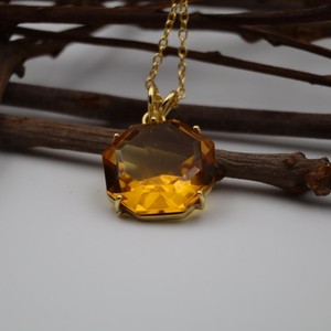 Elegant Lab <b>Citrine</b> Gemstone <b>Pendant</b> in Brass with Dual Gold and Silver Plating for Wholesale Buyers - Product Image 3