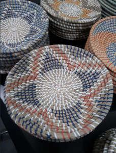 แผ่นหญ้าทะเลมีสไตล์และใช้งานได้ดีทอด้วยช่างฝีมือชาวเวียดนามเพื่อการรับประทานอาหารและการตกแต่งที่เป็นมิตรกับสิ่งแวดล้อม - Product Image 2