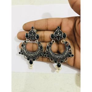 Ox <b>Moon</b> Design Earrings Drop Pendant Religious Trendy Cute Style with Diamond Pearl and Amber for Wedding and Party - Product Image 1
