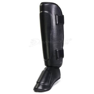 Protège-tibias de boxe sur mesure de haute qualité dernier style en cuir de vachette teint en plaine matériau en caoutchouc EVA - Product Image 6