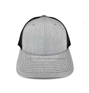Chapeau de sport respirant en maille gris chiné avec logo personnalisable en gros, de haute qualité et style classique pour adultes, fabriqué au Vietnam - Product Image 1