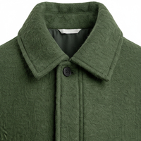 Blouson universitaire personnalisé pour homme en polyester/coton tissé, collection Hiver 2026, couleurs personnalisables, col montant décontracté, logo frontal, poches