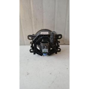 RENAULT Clio Série IV (12>19) FEU ANTIBROUILLARD AVANT 261500097R - Product Image 4