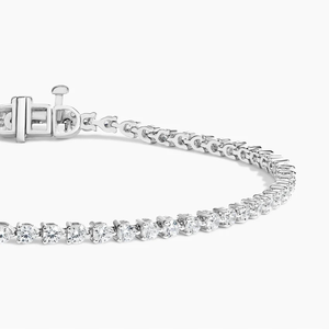 Pulsera de diamantes de moissanita de plata 925 de lujo de 8 pulgadas, joyería helada brillante con chapado en oro para uso diario en fiestas y bodas - Product Image 1