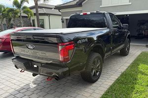 FORD F-150 XL 4X4 2024 d'occasion, conduite à gauche/droite - Product Image 3