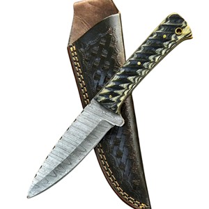Couteau de chasse tactique en acier Damas fait main, OEM, avec manche en bois et étui en cuir pour le camping en plein air - Product Image 1