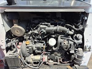 Nueva Minicargadora T740 2024 con Motor Doosan, Cargadora de Orugas, Bomba y Caja de Cambios de Alta Eficiencia - Product Image 3