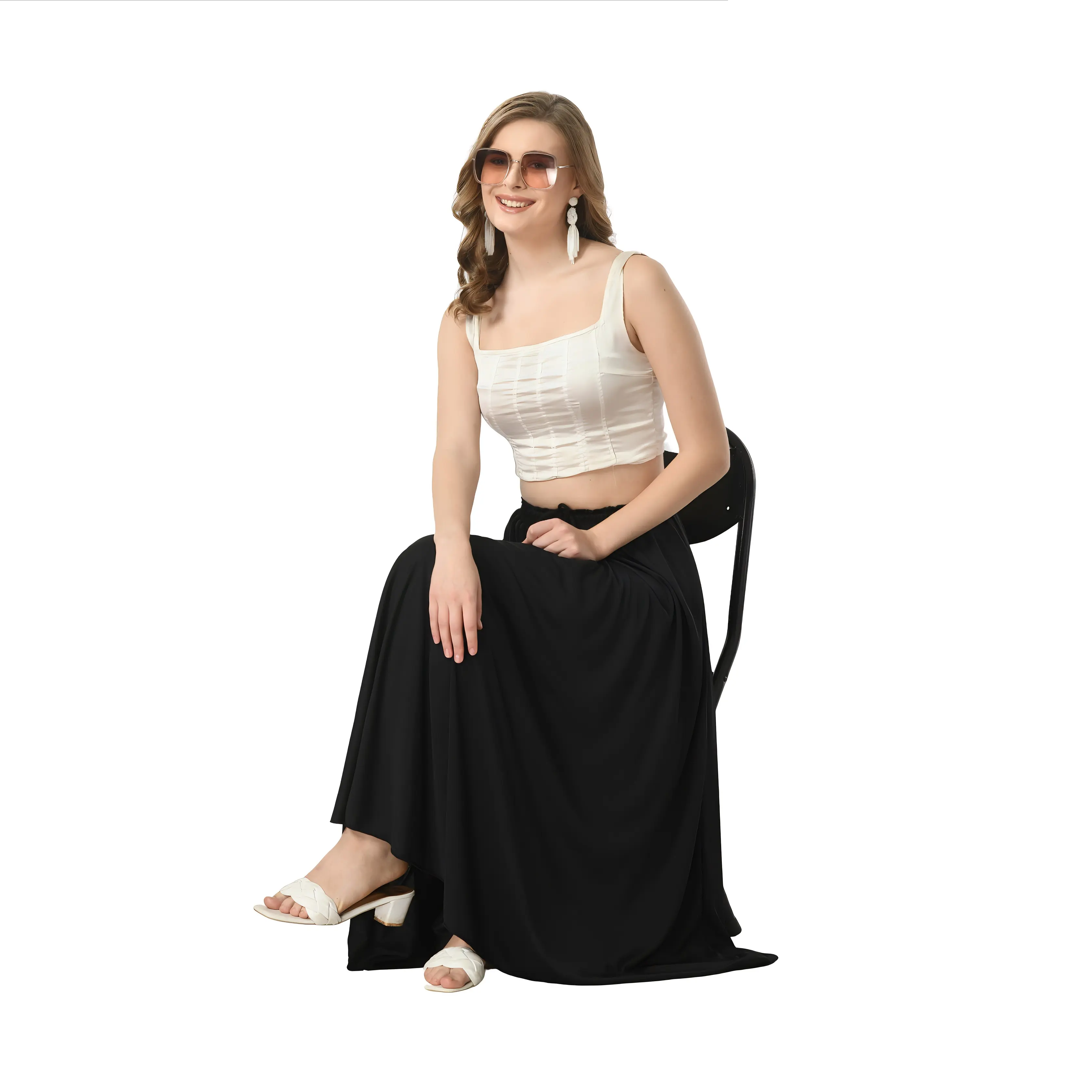 उच्च गुणवत्ता वाले डिज़ाइन प्लीटेड पॉली स्पैन्डेक्स लूज़ कमर सॉलिड प्लेन काली लंबी स्कर्ट महिलाओं के लिए सीधे स्कर्ट प्लस साइज़