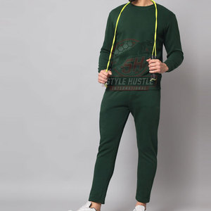 Trajes Deportivos para Hombre de Alta Calidad, Disponibles en Stock, para Uso en Exteriores - Product Image 5