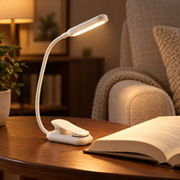 Lampe de lecture LED rechargeable à clip avec batterie 500 mAh, 3 modes d'éclairage, 5 niveaux de luminosité et fonction de mémoire de mode