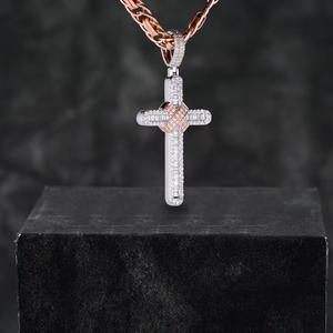 Lujo Moissanite diamante Cruz colgante 925 plata esterlina \ chapado en oro rosa Hip Hop joyería disponible a precio asequible - Product Image 5