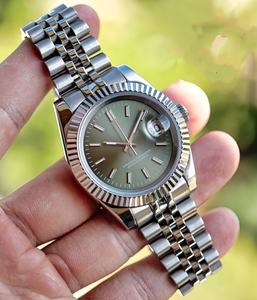 Reloj de Pulsera Analógico Dayjust Plateado con Esfera Verde, Correa Jubilee, Movimiento NH35 Seikos MOD, Sumergible y Resistente al Agua, 36mm y 29mm - Product Image 1