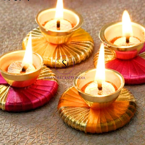 Portavelas de luz de té pequeño colorido hecho a mano para decoración de Diwali portavelas de regalo de devolución - Product Image 3