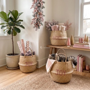 Juego de Cestas de Almacenamiento Plegables de Seagrass Rosa Rústico Ecológico para Navidad, Tejidas a Mano, con Decoración de Letras Impresas para Festividades - Product Image 1