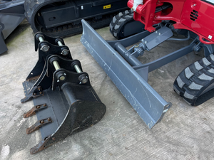 รถขุด Takeuchi TB325R ขนาด 2.5 ตัน มินิเอ็กซ์คาวาเตอร์ 2440 กก. แบบสวิงท้ายสั้น รถขุดตีนตะขาบ 22 แรงม้า ดีเซล รถขุดขนาดกะทัดรัด - Product Image 5