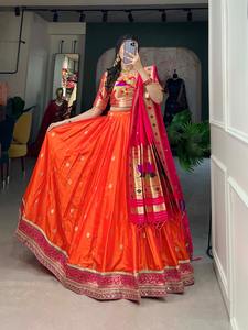 El último diseñador Jacquard Silk Weaving Zari Work Lehenga Choli de Fab Zone - Product Image 2