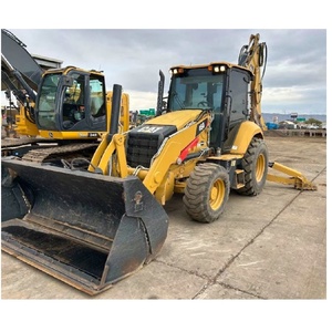 Chargeuse-pelleteuse CAT 450 de qualité fiable, incluant un attacheur rapide et une configuration de châssis à déplacement latéral. - Product Image 3