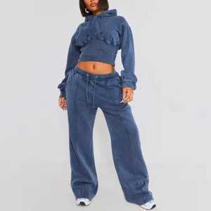 2025 gros deux pièces haut court à capuche et pantalon de survêtement ensemble pour femmes personnalisé polaire surdimensionné pull recadrée - Product Image 5