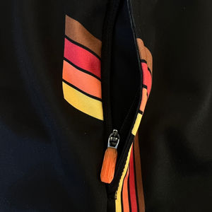 Venta al por mayor directo de fábrica personalizado Footy Shorts 100% poliéster dos tonos Rugby Footy Shorts con bolsillo para las mujeres - Product Image 3