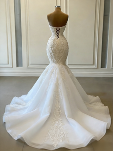 <span class=keywords><strong>Robe</strong></span> <span class=keywords><strong>de</strong></span> <span class=keywords><strong>mariée</strong></span> sirène bustier <span class=keywords><strong>de</strong></span> haute qualité avec appliques en <span class=keywords><strong>dentelle</strong></span> perlée à la main et traîne chapelle en organza - Product Image 2