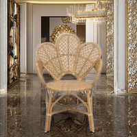 Fauteuil capitonné moderne Rose avec pieds en bois - Chaise de loisirs durable pour chambre, salle à manger, salon, appartement, hôtel et école
