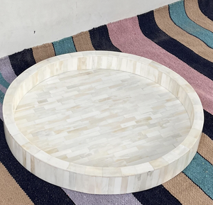 Bandeja de Servir de Madera Estándar con Incrustaciones de Hueso y Resina para Decoración del Hogar y Cocina, de la India - Product Image 2