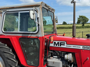 รถแทรกเตอร์มือสองขายส่ง 70 แรงม้า รถแทรกเตอร์ฟาร์ม Massey Ferguson 550 2WD รถแทรกเตอร์การเกษตร เครื่องยนต์ดีเซล รถแทรกเตอร์มือสอง - Product Image 2